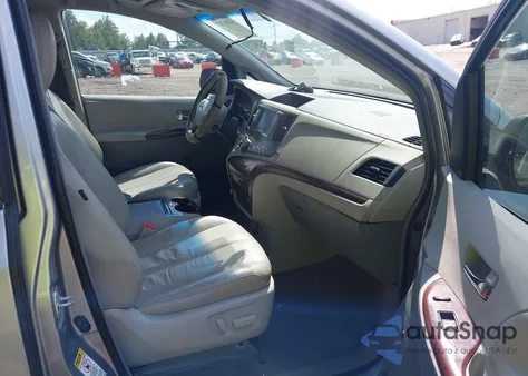 2012 Toyota Sienna Xle V6 8 Passenger из США, поврежденный, VIN 5TDYK3DC0CS254165